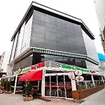 Otel Grand Plaza 3*