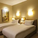 Grand Plaza 3*