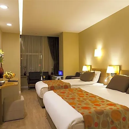 Grand Plaza 3*