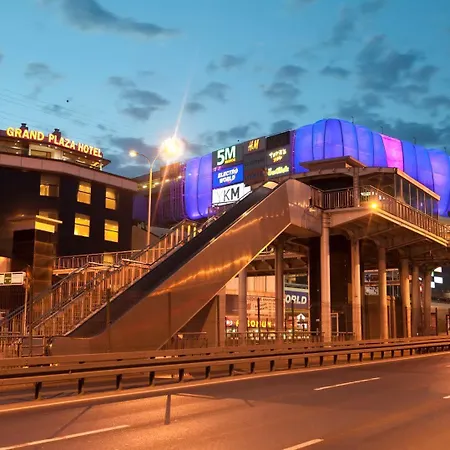 Hotell Grand Plaza 3*