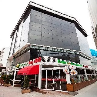 Отель Grand Plaza 3*